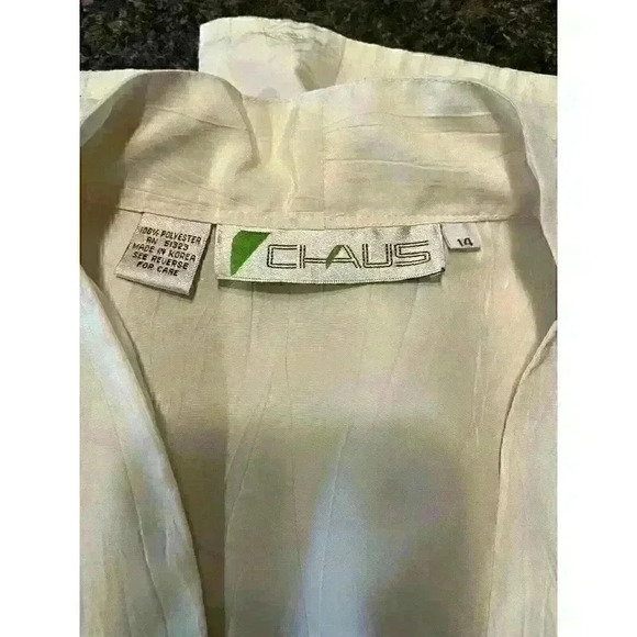 Chaus Women's Size 14 Wrap Blouse Style Top White Short Sleeve 2 Buttons - Picture 7 of 9